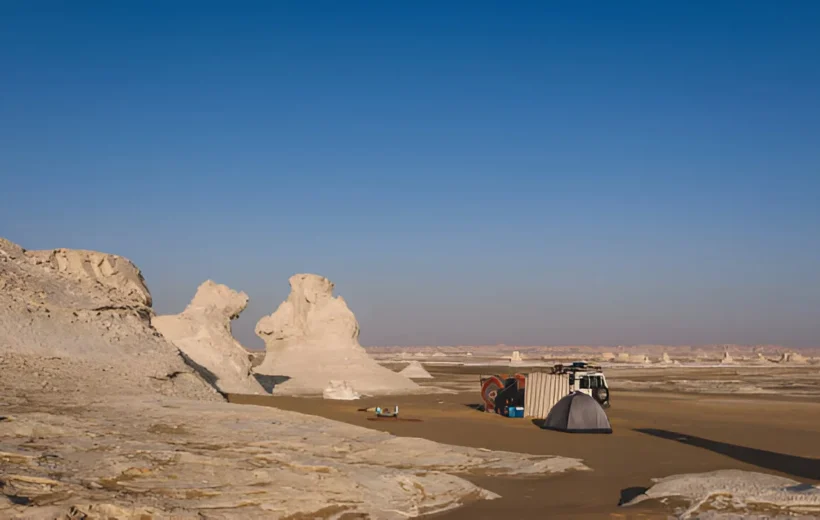 Overnight Tour To Bahariya And White Desert